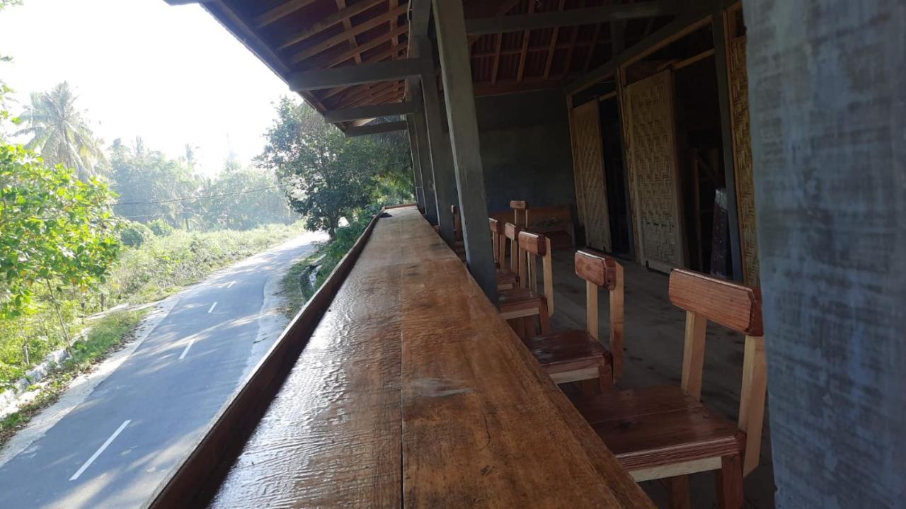 Rumah Nalu Surf Camp Krui Exterior photo